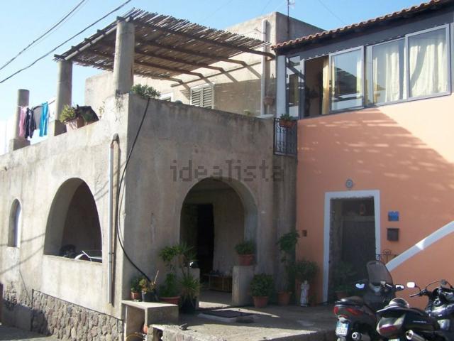 Villetta indipendente in vendita di 146 m² in Strada Lipari Pianoconte