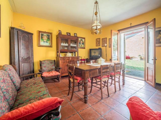 Villetta indipendente in vendita di 146 m² in Strada Tassara, 22