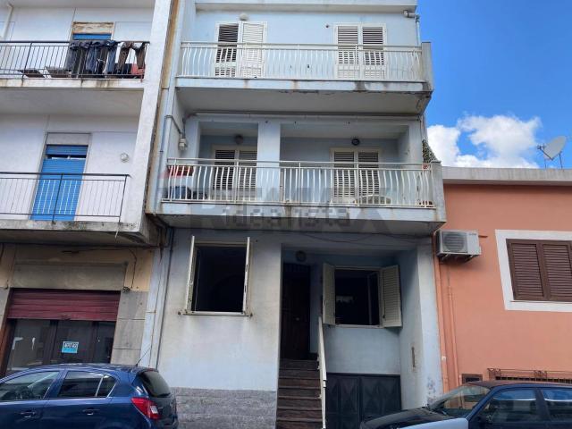 Villetta indipendente in vendita di 147 m² in Via Nazionale, 80