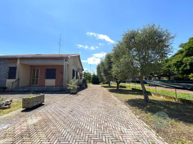 Villetta indipendente in vendita di 147 m² in Via delle Valli