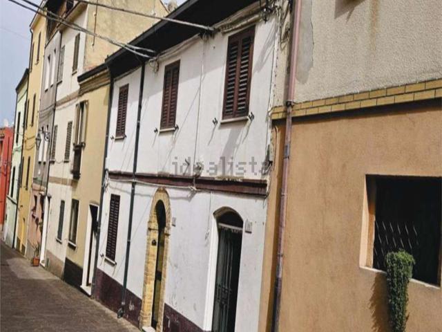 Villetta indipendente in vendita di 147 m² in Corso Umberto I, 18
