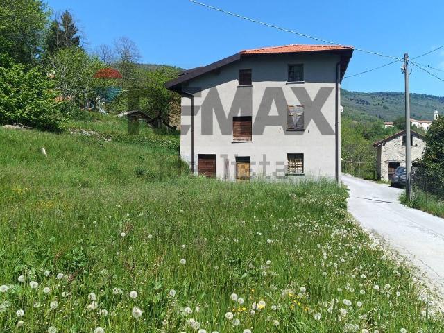 Villetta indipendente in vendita di 147 m² in Località Navalle, 36