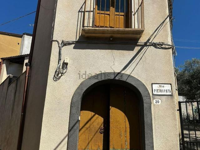 Villetta indipendente in vendita di 148 m² in Via Pietro Papa