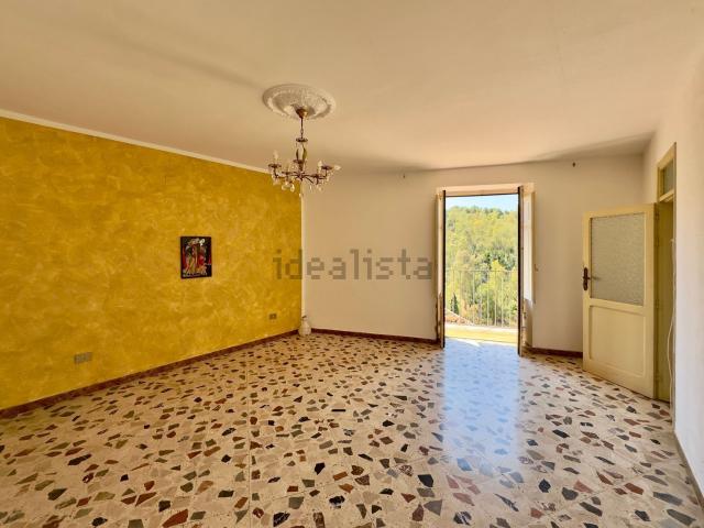 Villetta indipendente in vendita di 148 m² in Via Rabbato
