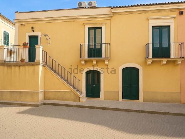 Villetta indipendente in vendita di 149 m² in Via Colomba, 20