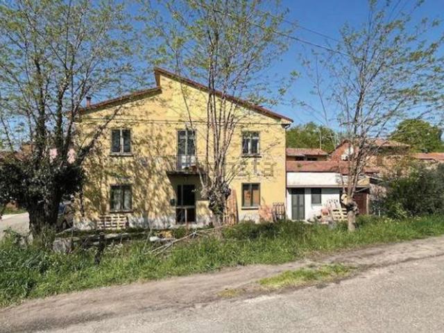 Villetta indipendente in vendita di 149 m² in Via Chiesa di Sesto, 138