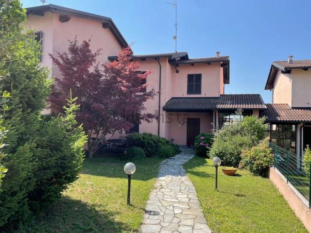 Villetta indipendente in vendita di 149 m² in Via Mongò, 26