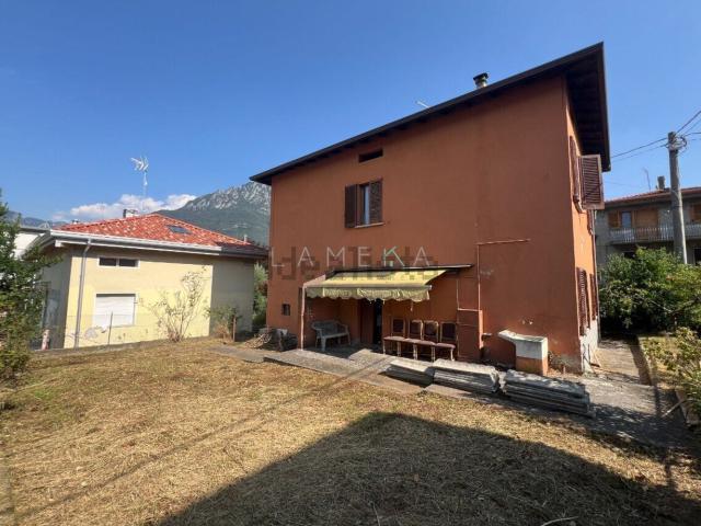 Villetta indipendente in vendita di 149 m² in Via Razziche, 28