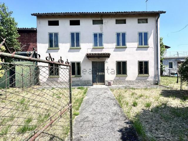 Villetta indipendente in vendita di 149 m² in Via Vegre, 30