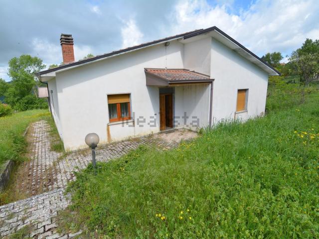Villetta indipendente in vendita di 149 m² in Contrada Caputi