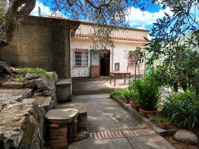 Villetta indipendente in vendita di 149 m² in Contrada San Lucia