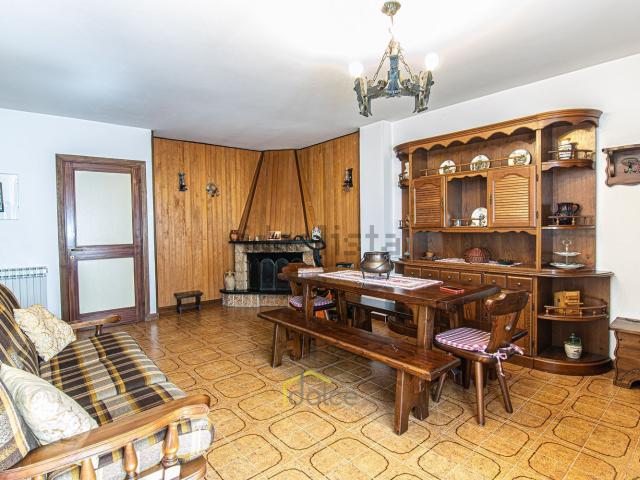 Villetta indipendente in vendita di 149 m² in Località Cornaletto Soprano, 18