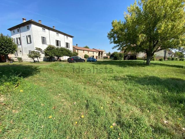 Villetta indipendente in vendita di 1500 m² in Via Borgonuovo San Lorenzo, 57