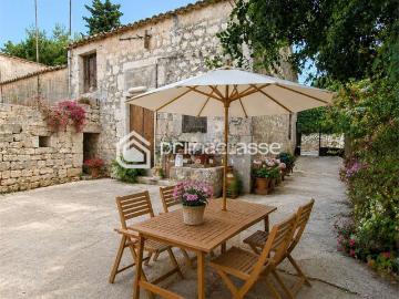 Villetta indipendente in vendita di 150 m²