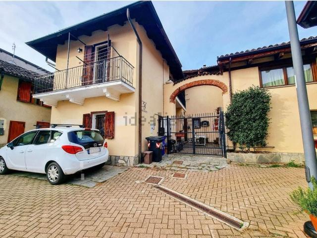Villetta indipendente in vendita di 150 m² in Via Giachero, 37
