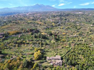 Villetta indipendente in vendita di 150 m² in Via Coriolano