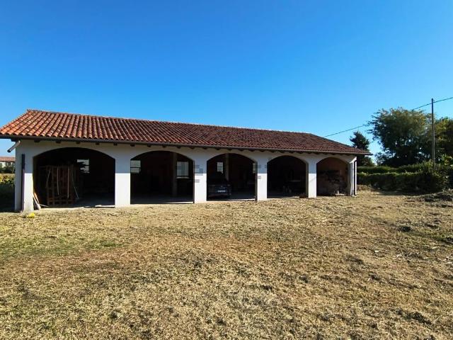 Villetta indipendente in vendita di 150 m² in Via Cavin Maggiore