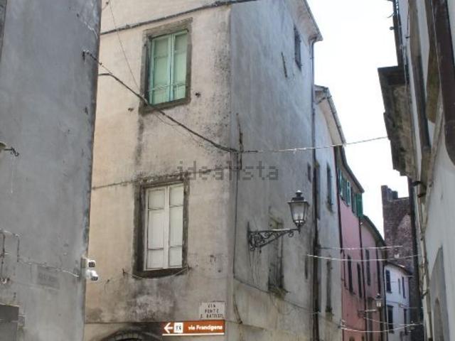 Villetta indipendente in vendita di 150 m² in Via Cavour, 47