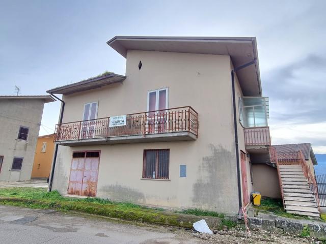 Villetta indipendente in vendita di 150 m² in Via Campomarino, 8