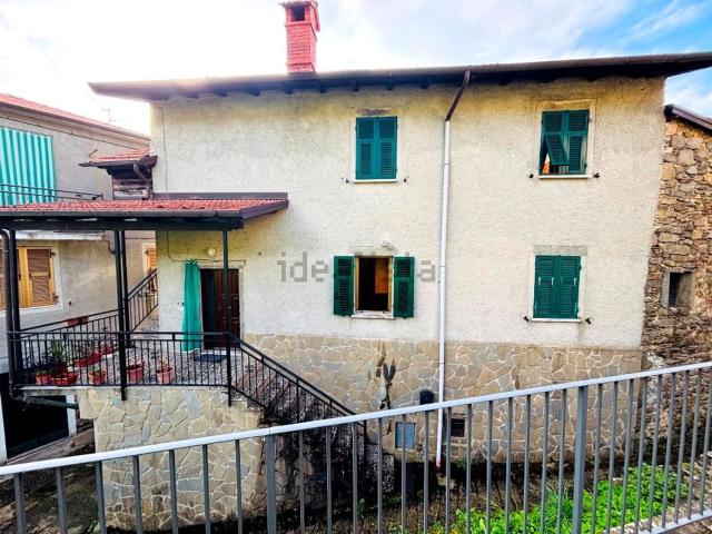 Villetta indipendente in vendita di 150 m² in Via Caprio, 1