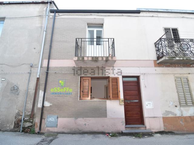 Villetta indipendente in vendita di 150 m² in Via Carlo Alberto, 9