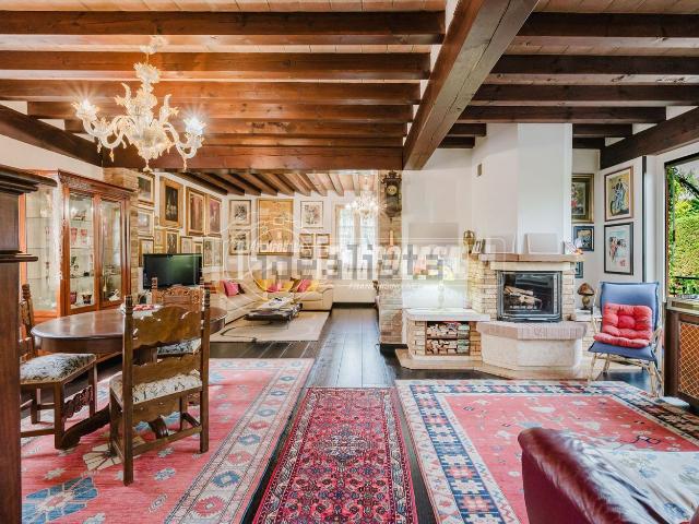 Villetta indipendente in vendita di 190 m² in Via Casello Poldi, 56