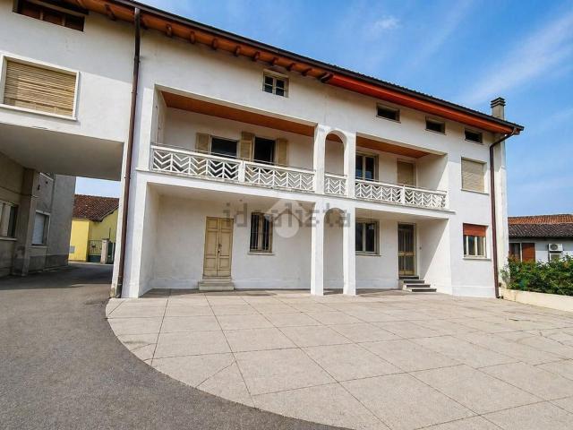 Villetta indipendente in vendita di 160 m² in Via Cerreto, 6