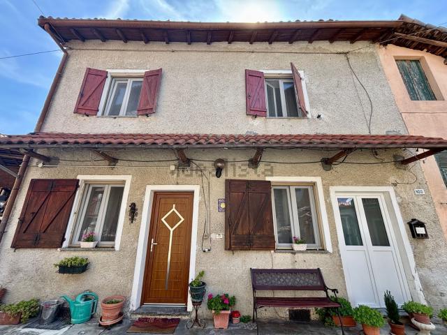 Villetta indipendente in vendita di 150 m² in Via Cesare Battisti, 102