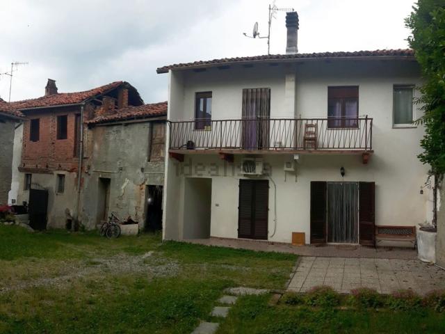 Villetta indipendente in vendita di 150 m² in Via Cesare Battisti