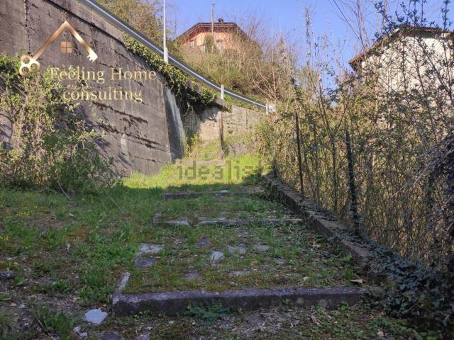 Villetta indipendente in vendita di 150 m² in Via Croce Garateno