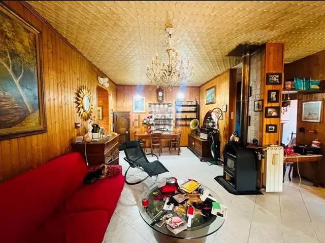 Villetta indipendente in vendita di 150 m² in Via A. Moro