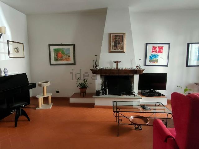 Villetta indipendente in vendita di 150 m² in Via Anselmo Fauli