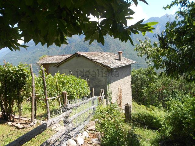 Villetta indipendente in vendita di 150 m² in Via ai giardini
