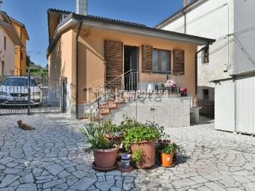 Villetta indipendente in vendita di 150 m² in Via Borghetto, 20