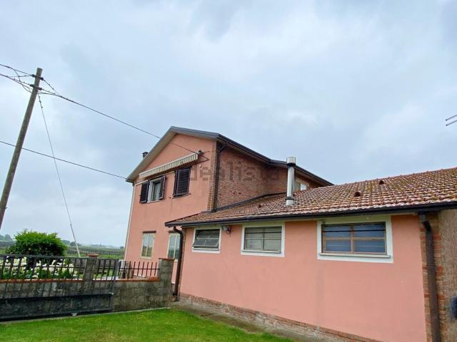 Villetta indipendente in vendita di 150 m² in Via Bruno Rossi