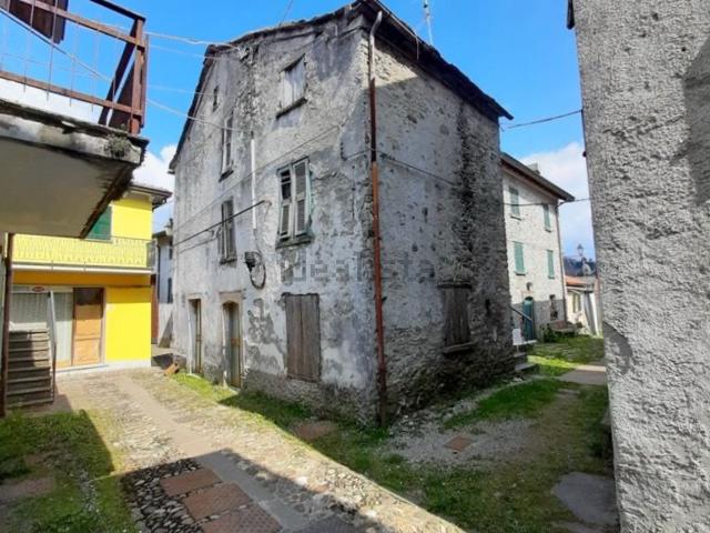 Villetta indipendente in vendita di 150 m² in Via Breva