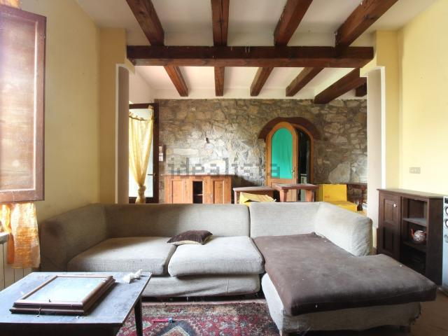 Villetta indipendente in vendita di 150 m² in Via Giugnano