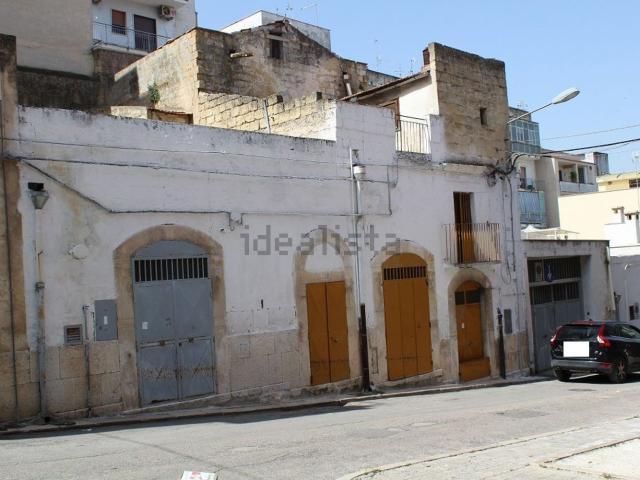 Villetta indipendente in vendita di 150 m² in Via Giuseppe Parini, 9