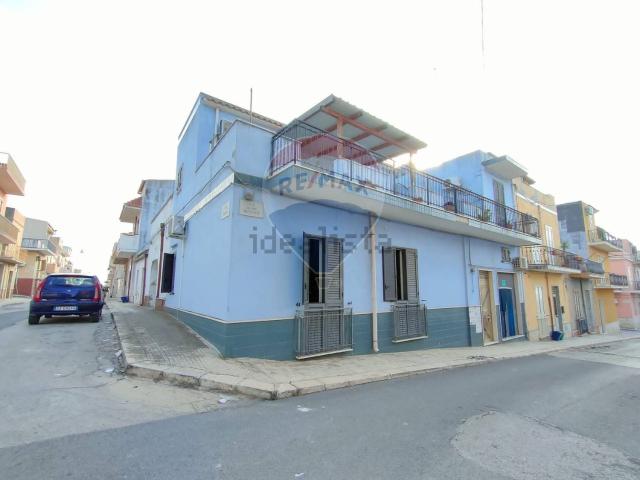 Villetta indipendente in vendita di 150 m² in Via Giacomo Matteotti, 74