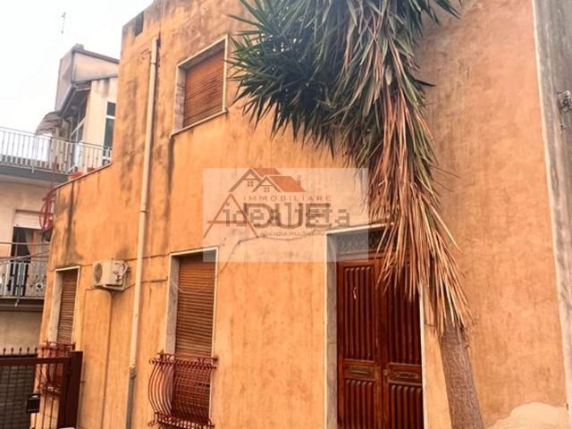 Villetta indipendente in vendita di 150 m² in Via Gian Battista Nicolosi
