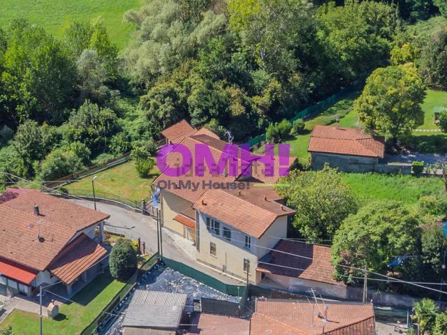 Villetta indipendente in vendita di 150 m² in Via Giovanni Pascoli, 2
