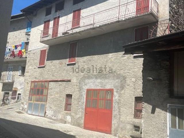 Villetta indipendente in vendita di 150 m² in Via Grande, 62