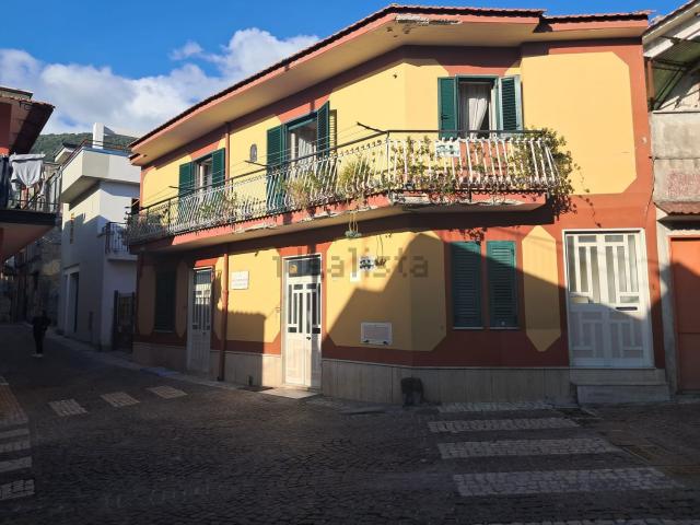 Villetta indipendente in vendita di 150 m² in Via Guglielmo Marconi