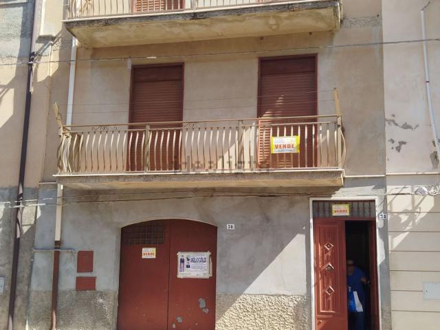 Villetta indipendente in vendita di 150 m² in Via Guglielmo Oberdan