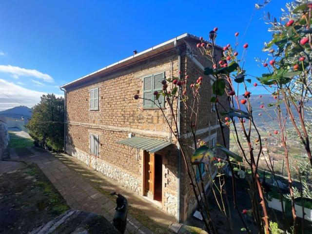 Villetta indipendente in vendita di 150 m² in Via della Passeggiata