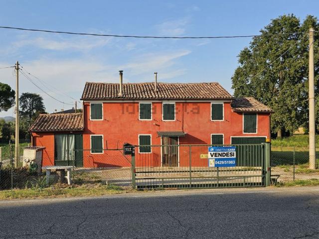 Villetta indipendente in vendita di 150 m² in Via Deserto