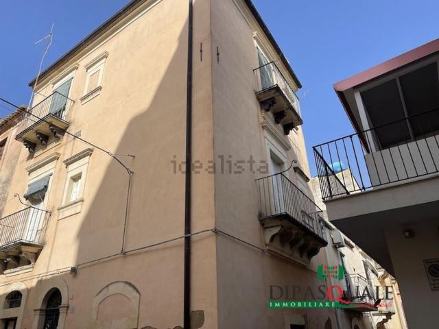 Villetta indipendente in vendita di 150 m² in Via Emanuele Antoci, 12