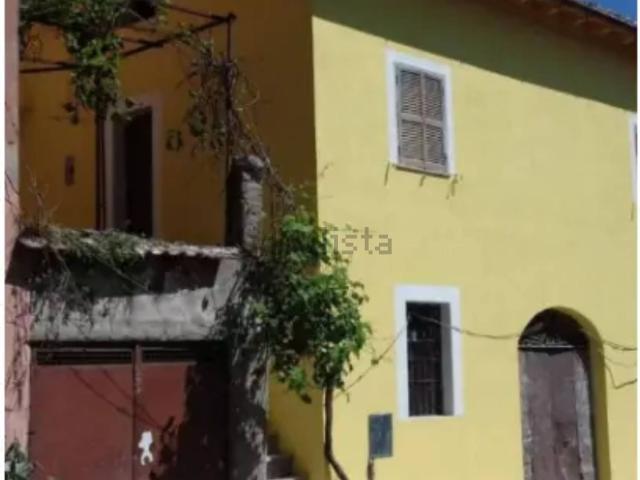 Villetta indipendente in vendita di 150 m² in Via Empolitana