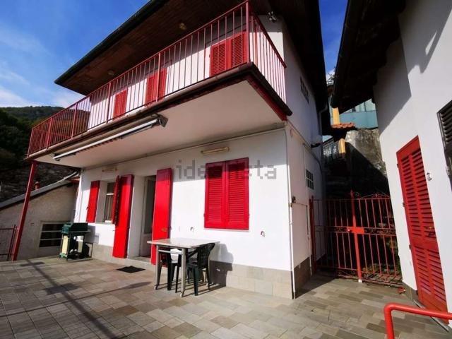 Villetta indipendente in vendita di 150 m² in Via Elio Delsignore