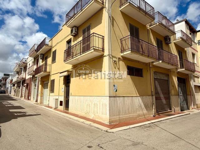 Villetta indipendente in vendita di 150 m² in Via Europa, 12